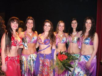 Nasreen is csapata a katowicei Egyptian Fever Festival g�la estj�n t�ncoltak, amely m�ly nyomot hagyott a l�nyok �let�ben.